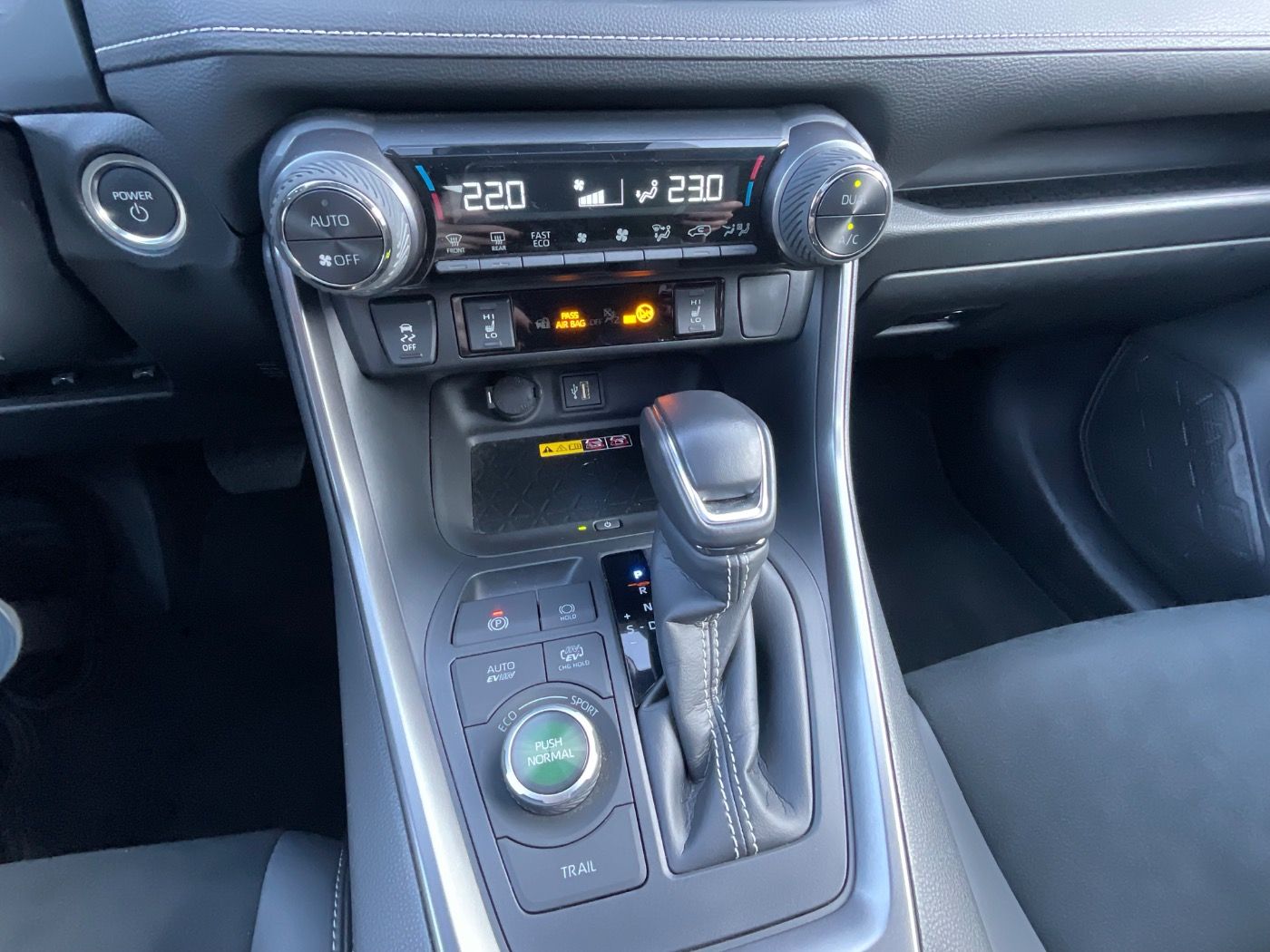 Toyota RAV4 2.5 GR Sport ACC+LED+Navi+Pano+SD+SHZ+360