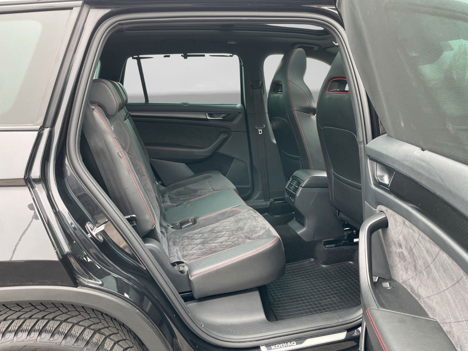 Skoda Kodiaq 2.0 BiTDI 4x4 RS/7Sitze/Pano/AHK/ACC/Memo
