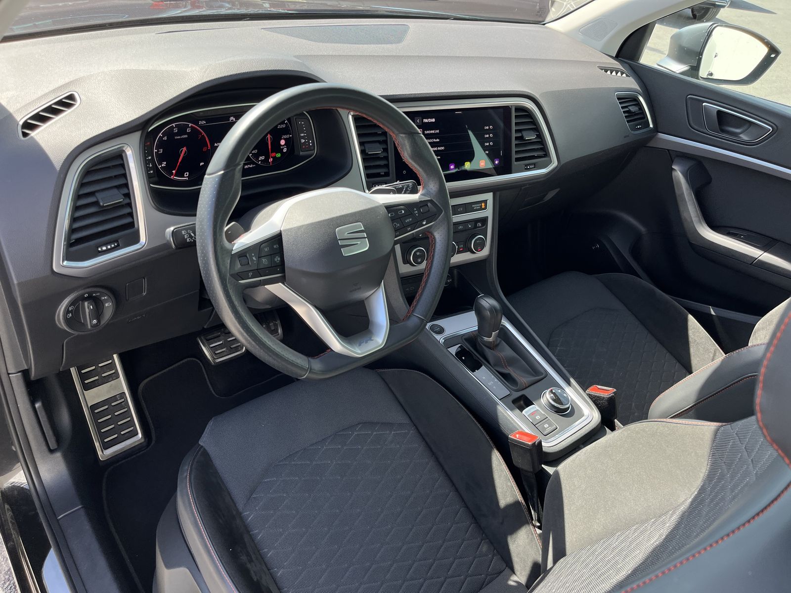 Seat Ateca 1.5 TSI DSG FR AHK 18" NaviPlus 360-RFK Be