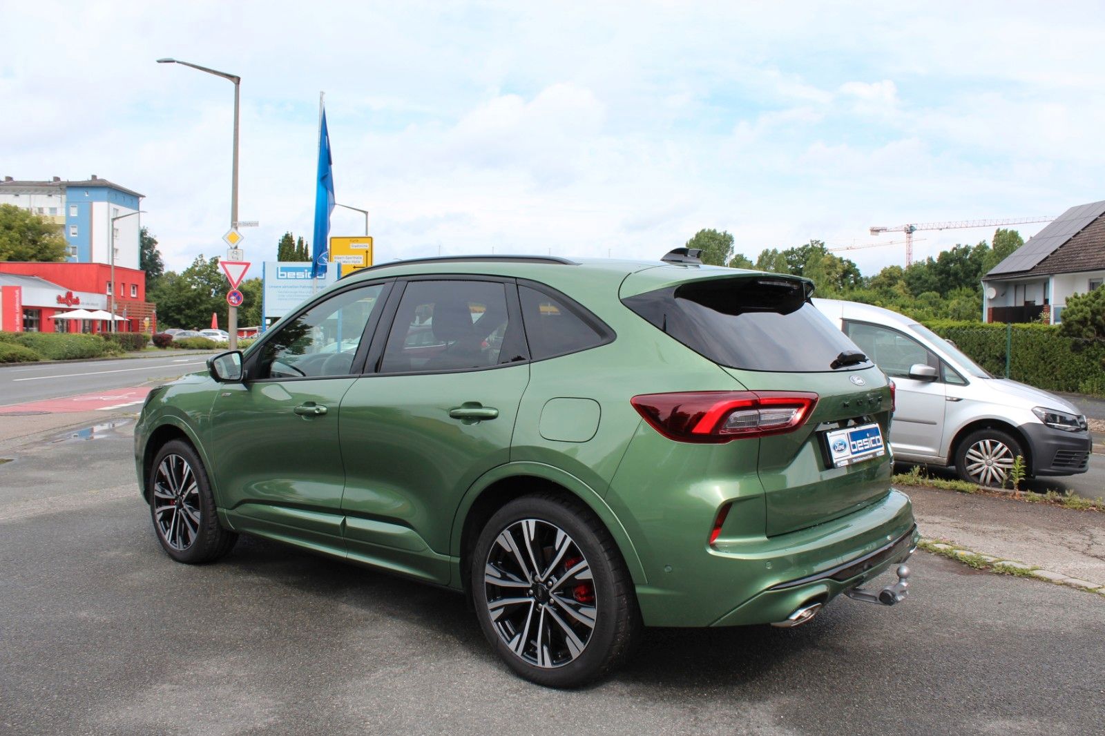 Ford Kuga ST-Line X 2.5 FHEV Allrad - Samsaru's Car Outlet
