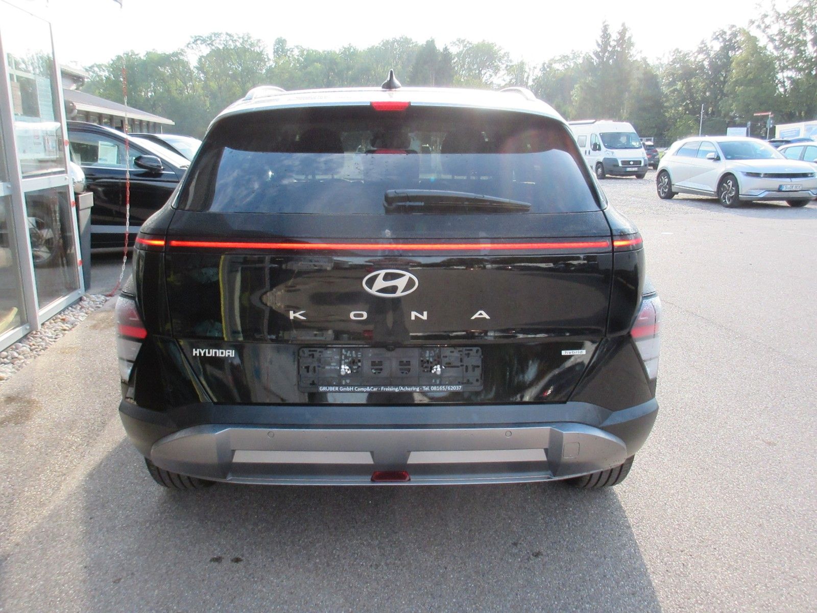 Hyundai Kona 1.6 GDi Hybrid Trend - Samsaru's Car Outlet