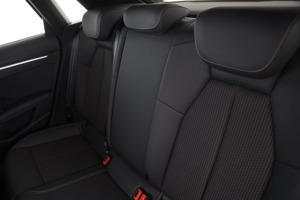 Audi A3 Sportback 30 TFSI S line - Samsaru's Car Outlet