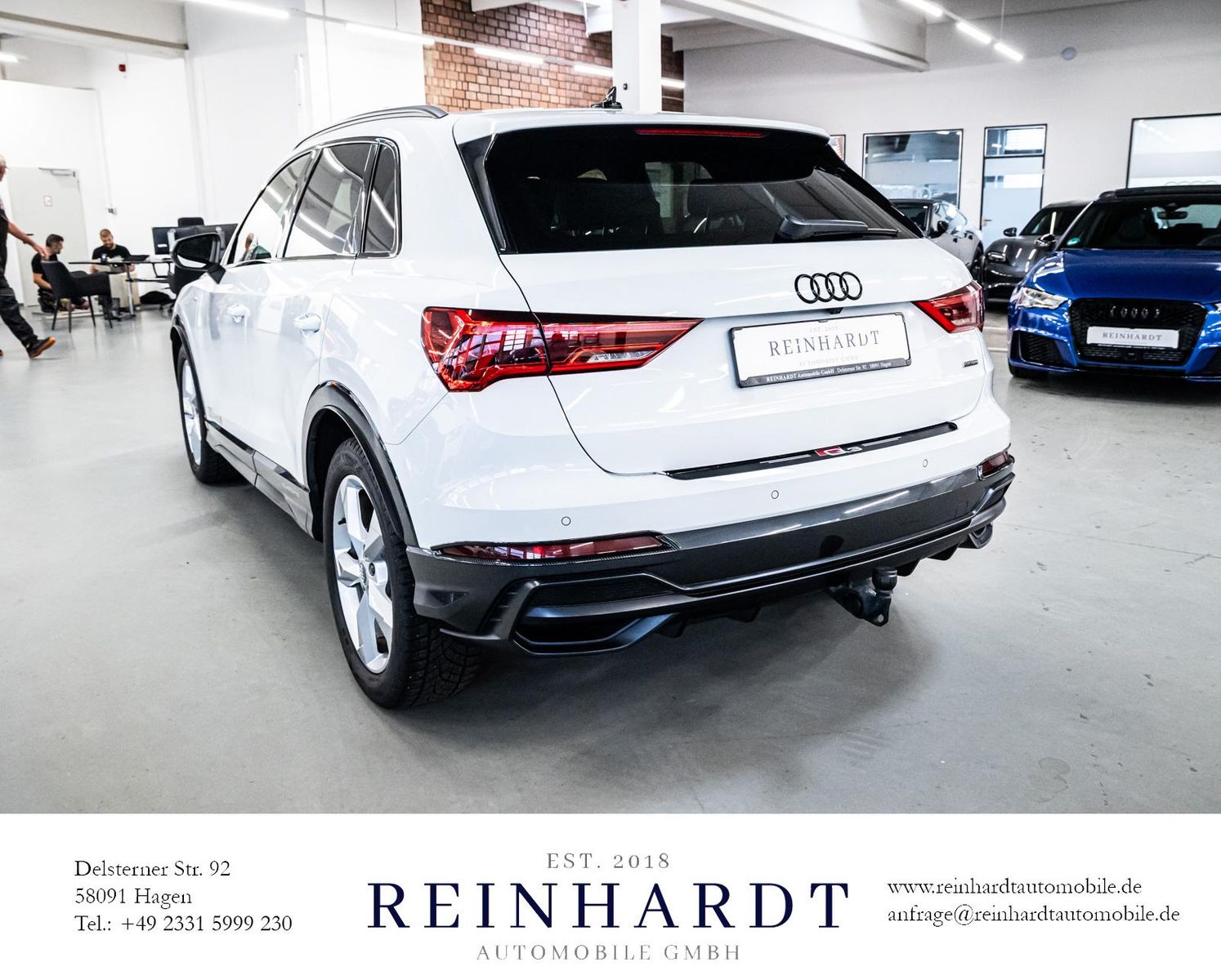 Audi Q3 45 TFSI Q S LINE/BLACK - Samsaru's Car Outlet