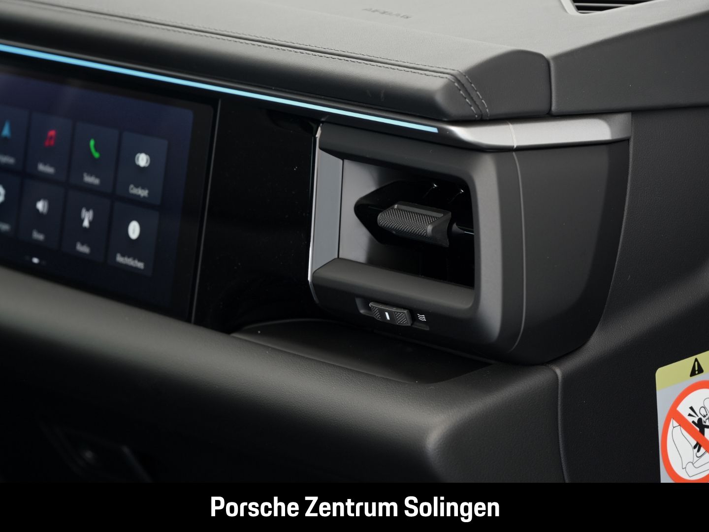 Porsche Macan 4 PANO PASM BOSE BeifahrerDP Surround
