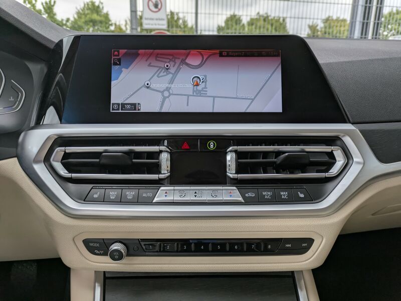 BMW 318d Tour. Advantage - Samsaru's Car Outlet