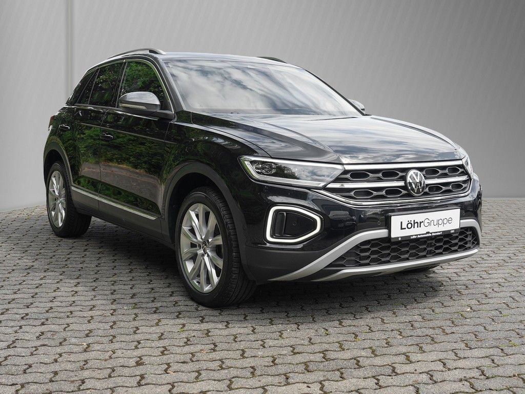 Volkswagen T-Roc 1.0 TSI Style - Samsaru's Car Outlet