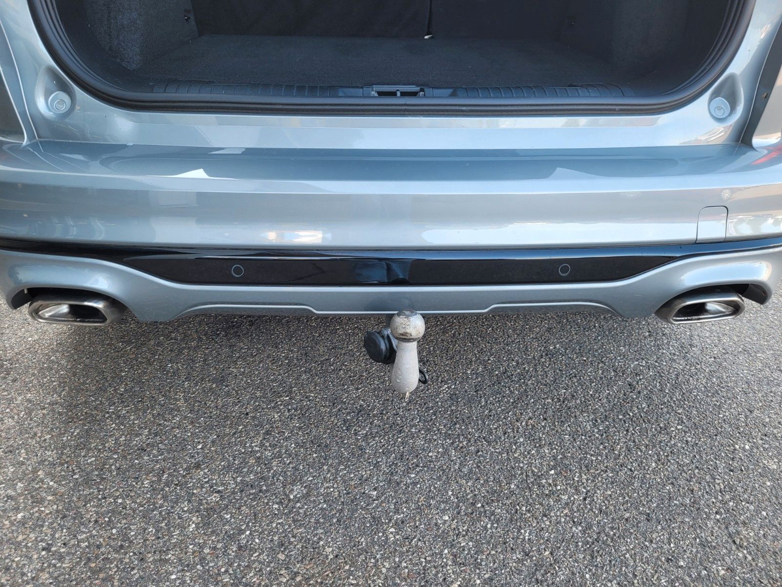 Ford Kuga Plug-In Hybrid ST-Line X - Samsaru's Car Outlet