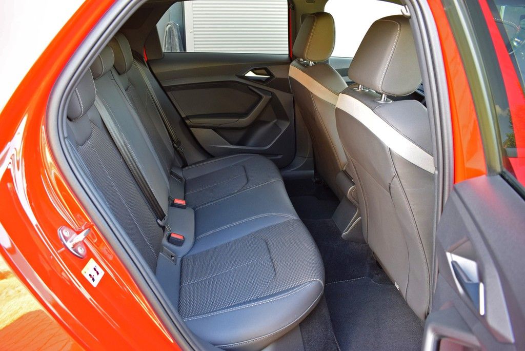 Audi A1 Sportback 30 TFSI S-line - Samsaru's Car Outlet