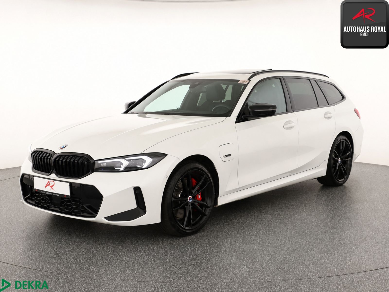 BMW 330 e T xDrive M SPORT PRO HUD,360GRAD,ACC,PANO