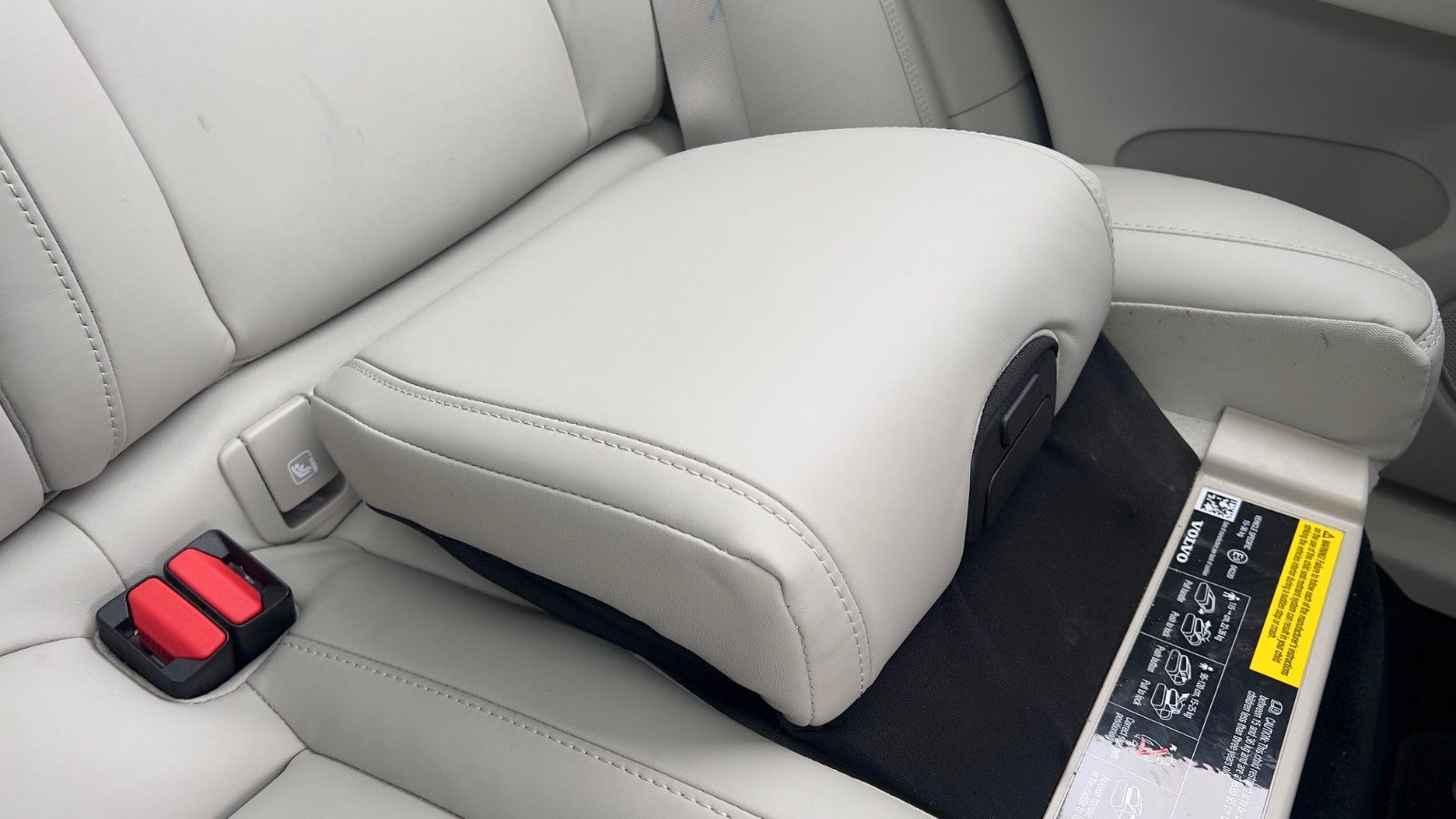 Volvo XC60 B5 D Ultimate Bright AWD*AHK*STHZG*Massage*