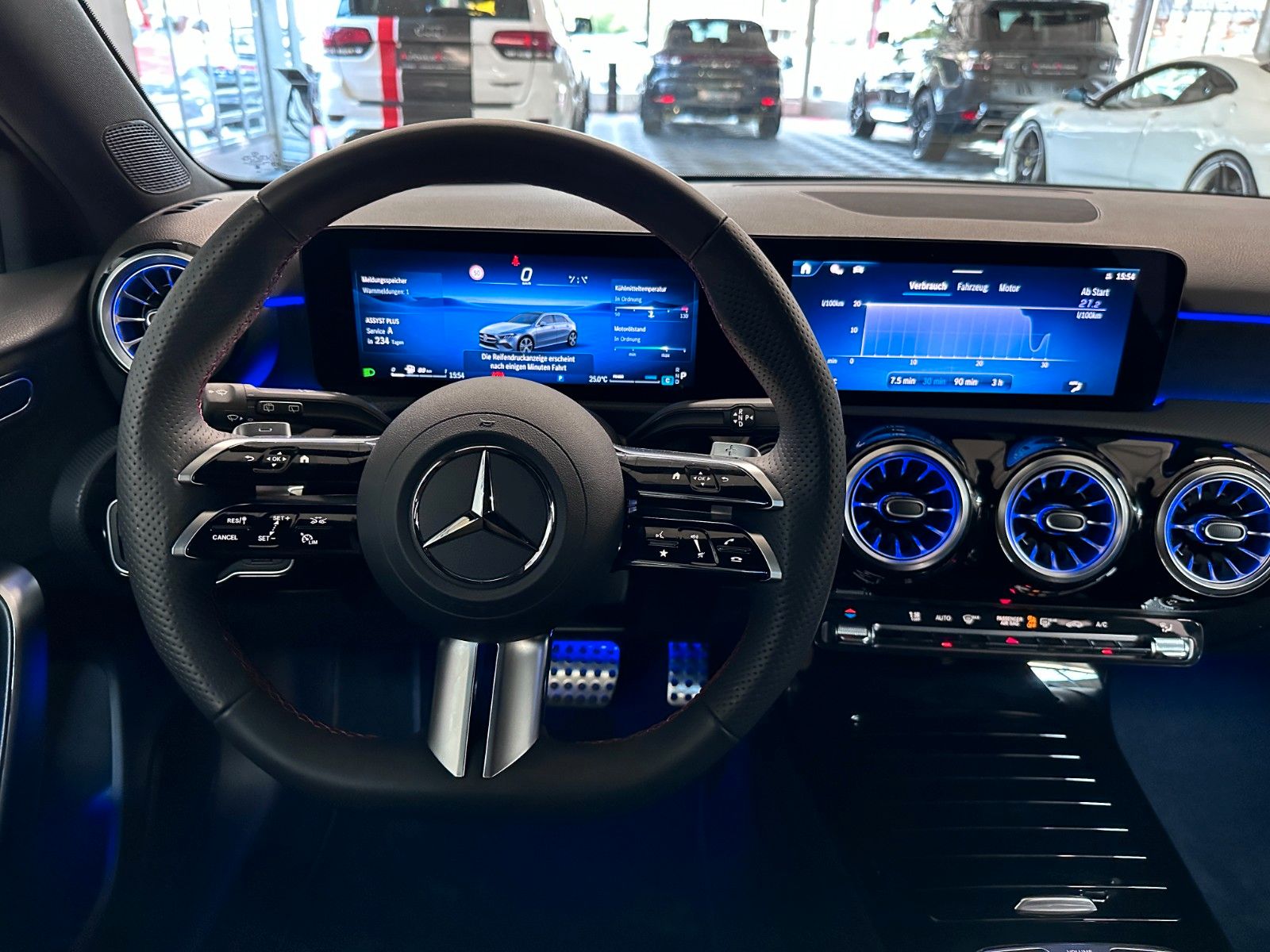 Mercedes-Benz A180 AMG Line - Samsaru's Car Outlet