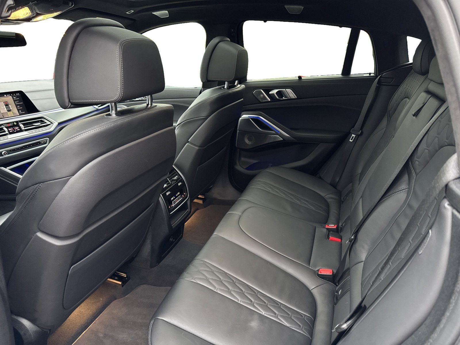 BMW X6 xDrive40d M Sportpaket B&W Head-Up AHK *VOLL*