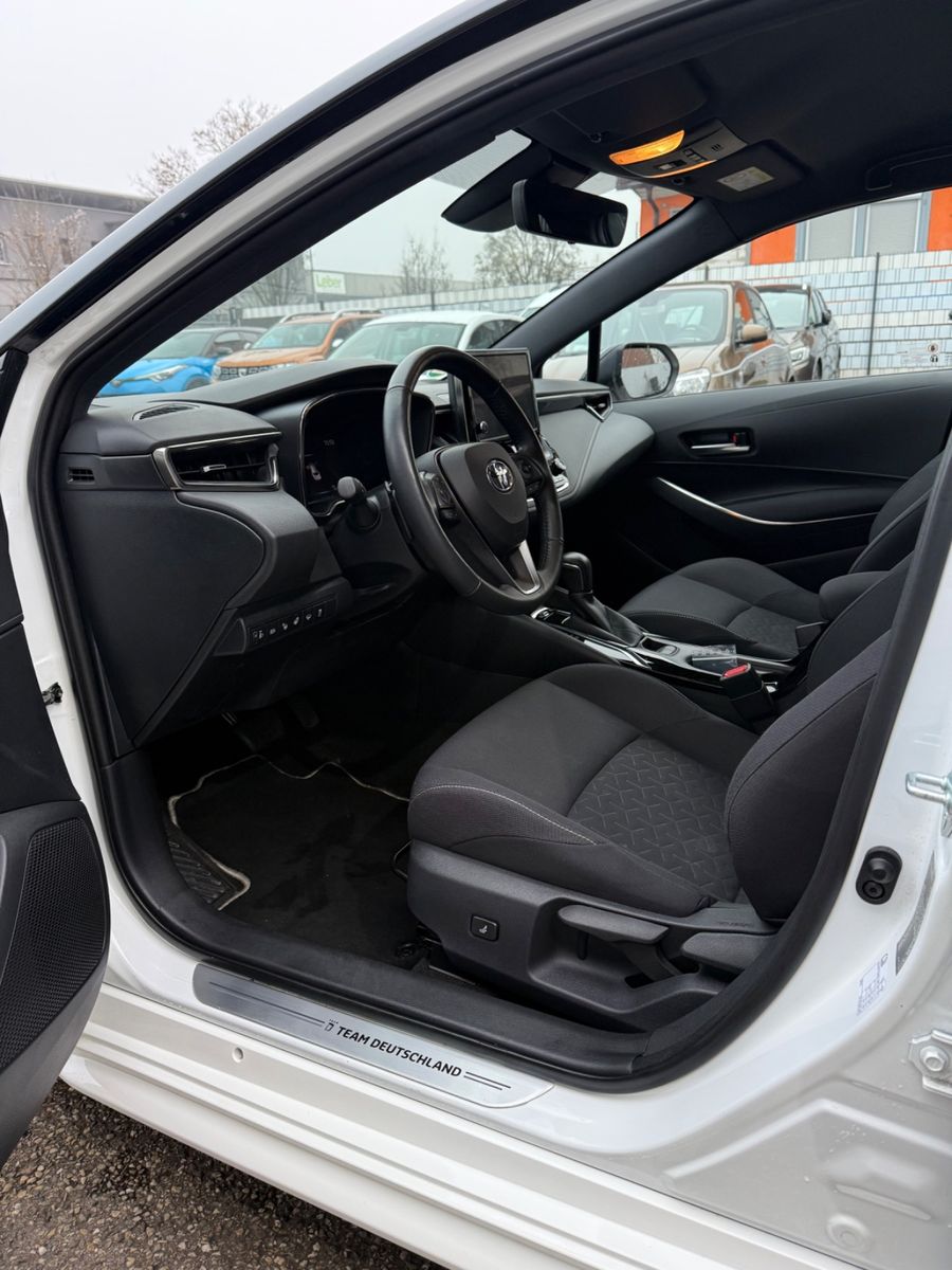 Toyota Corolla Touring Sports Hybrid Team D - Samsaru's Car Outlet