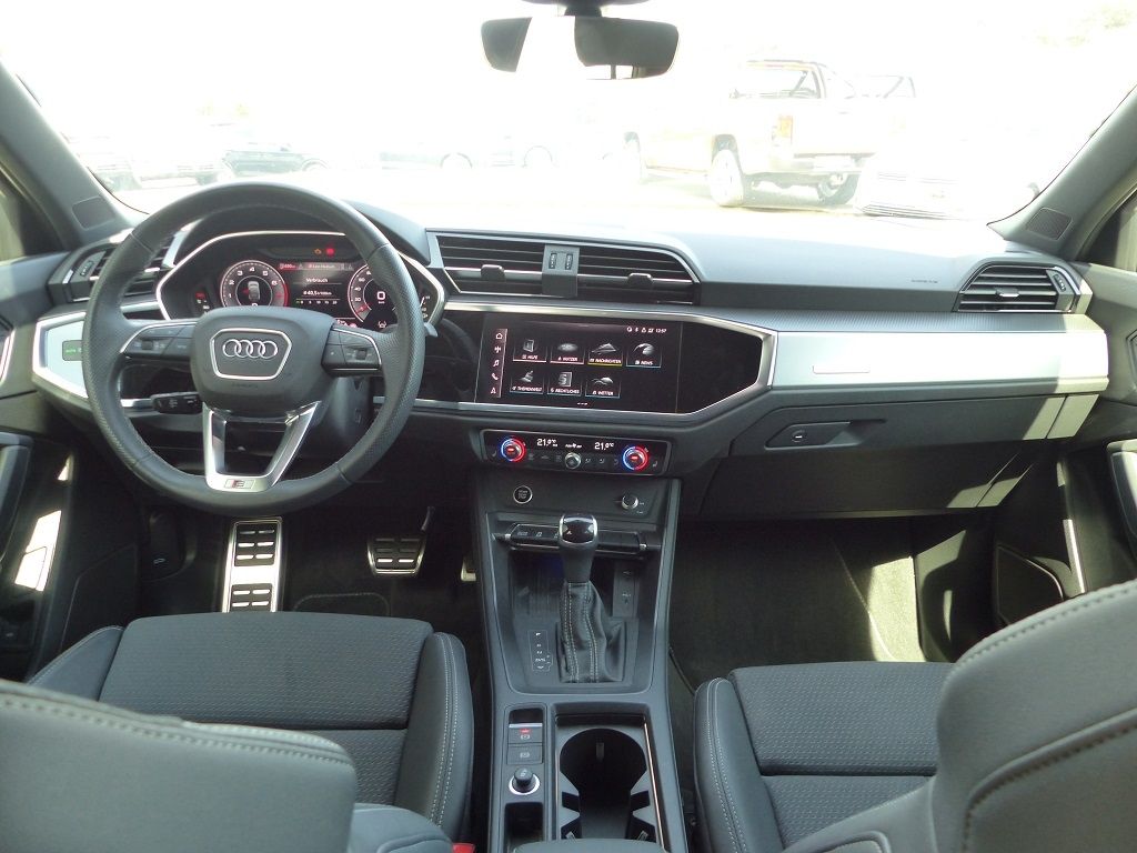 Audi Q3 Sportback 40 TFSI quattro S-tronic S line - Samsaru's Car Outlet