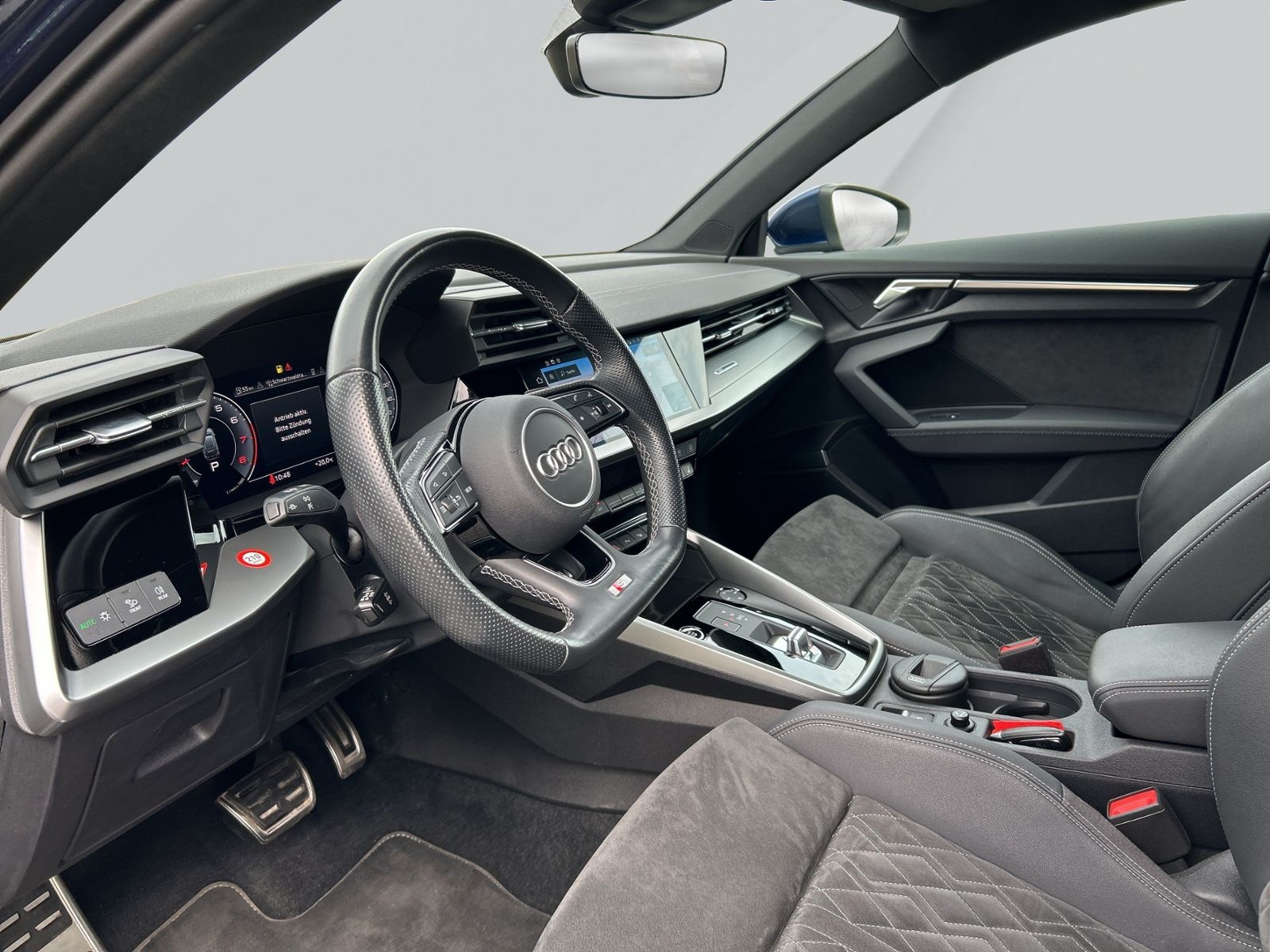 Audi A3 Sportback 35TFSI S line - Samsaru's Car Outlet