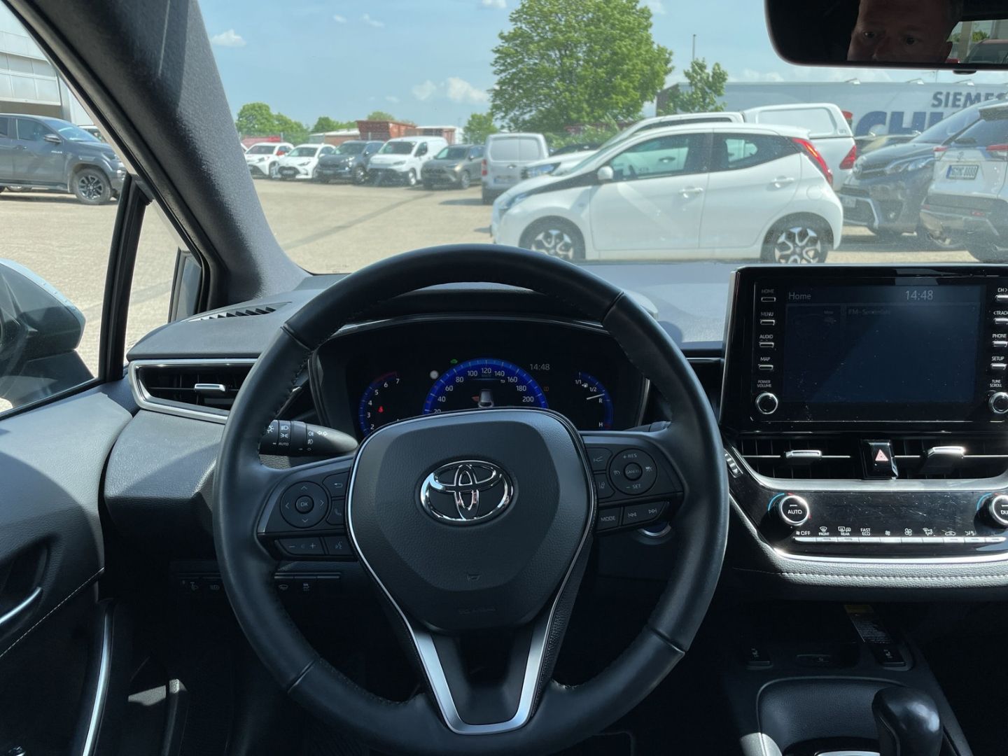Toyota Corolla Touring Sports Hybrid Team D - Samsaru's Car Outlet