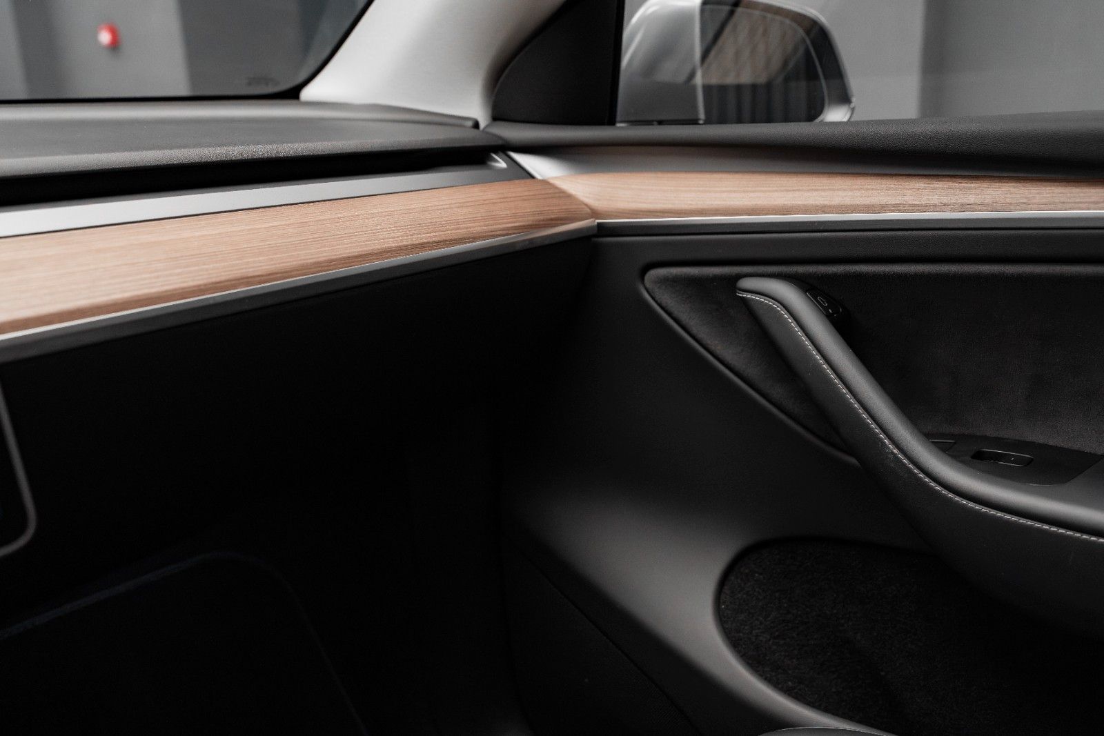 Tesla Model Y Long Range Dual AWD
