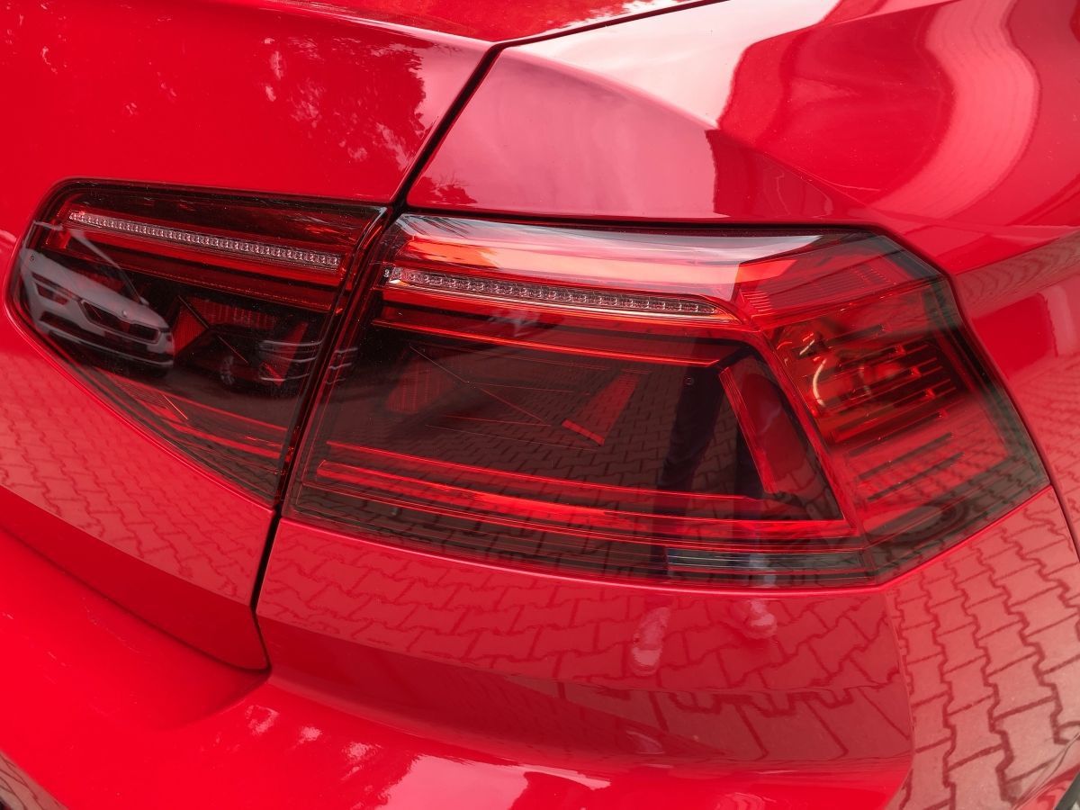 Volkswagen Passat 1.5 TSI DSG ELEGANCE - Samsaru's Car Outlet