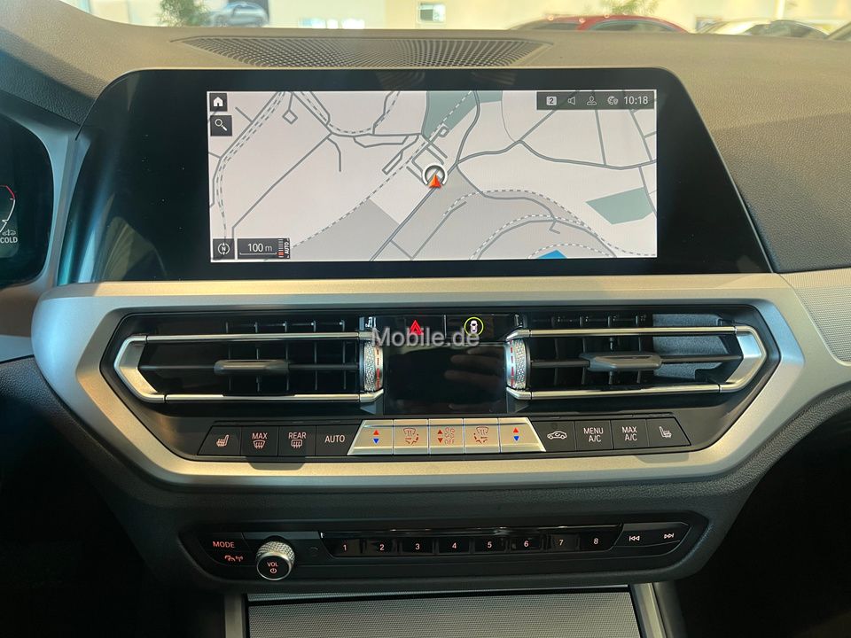 BMW 320d Touring Automatik Innovationsp. - Samsaru's Car Outlet