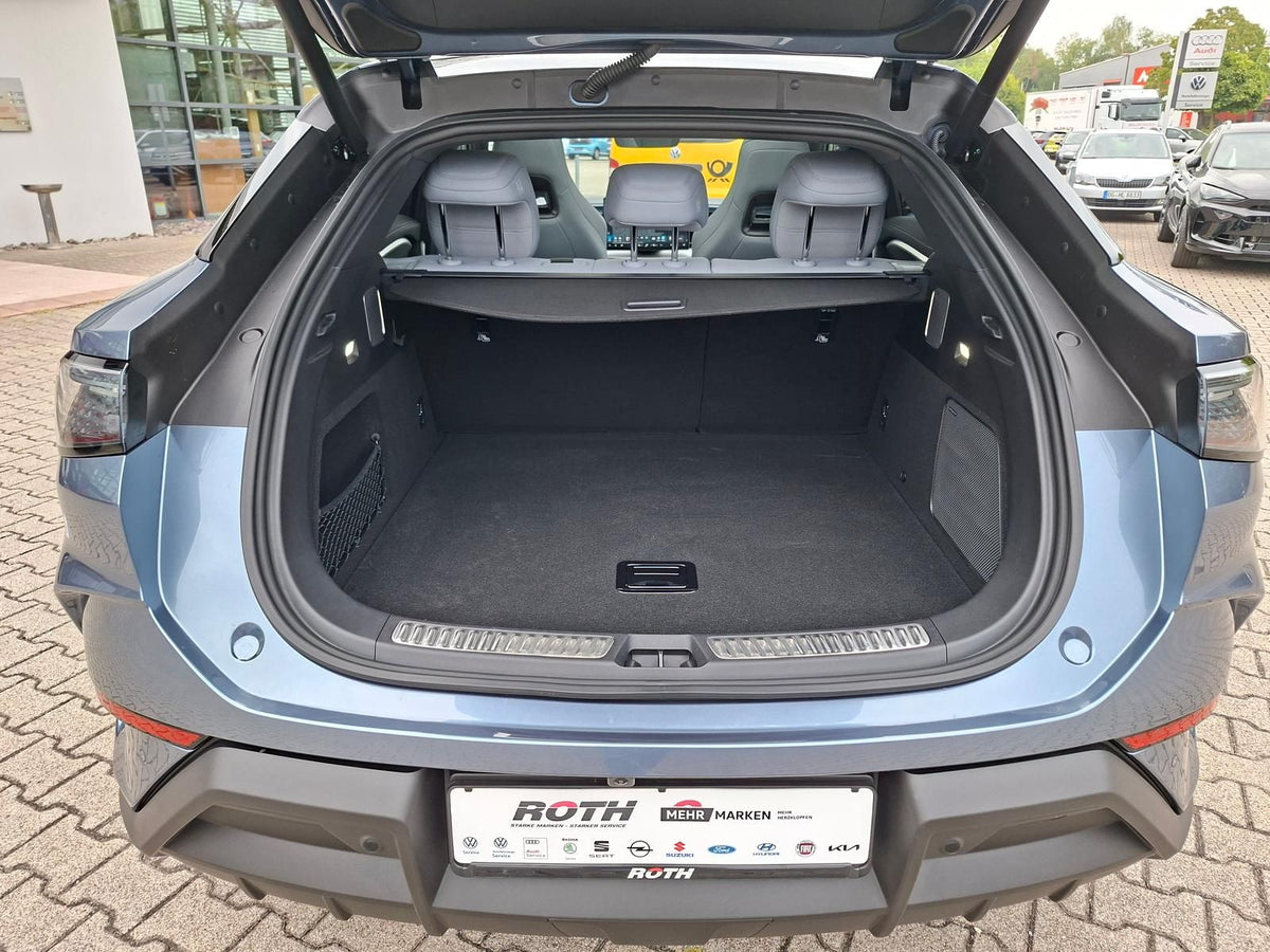 BYD Sealion 7