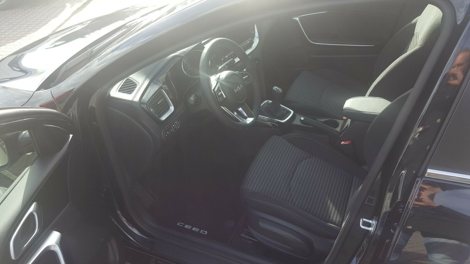 Kia Ceed 1.5 T-GDI JBL Sound Edition - Samsaru's Car Outlet