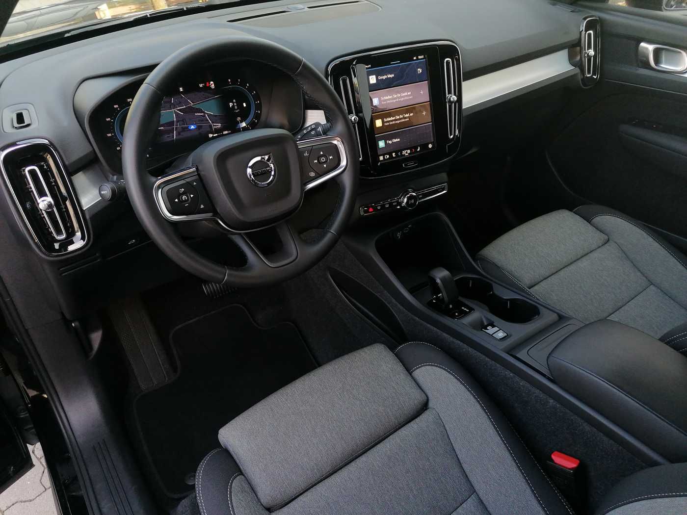 Volvo XC40 B3 2WD Core, AHK uvm.