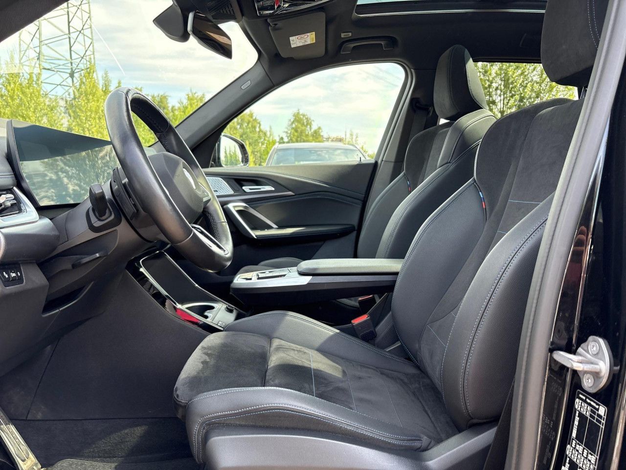 BMW X1 xDrive 23d M SPORT - Samsaru's Car Outlet