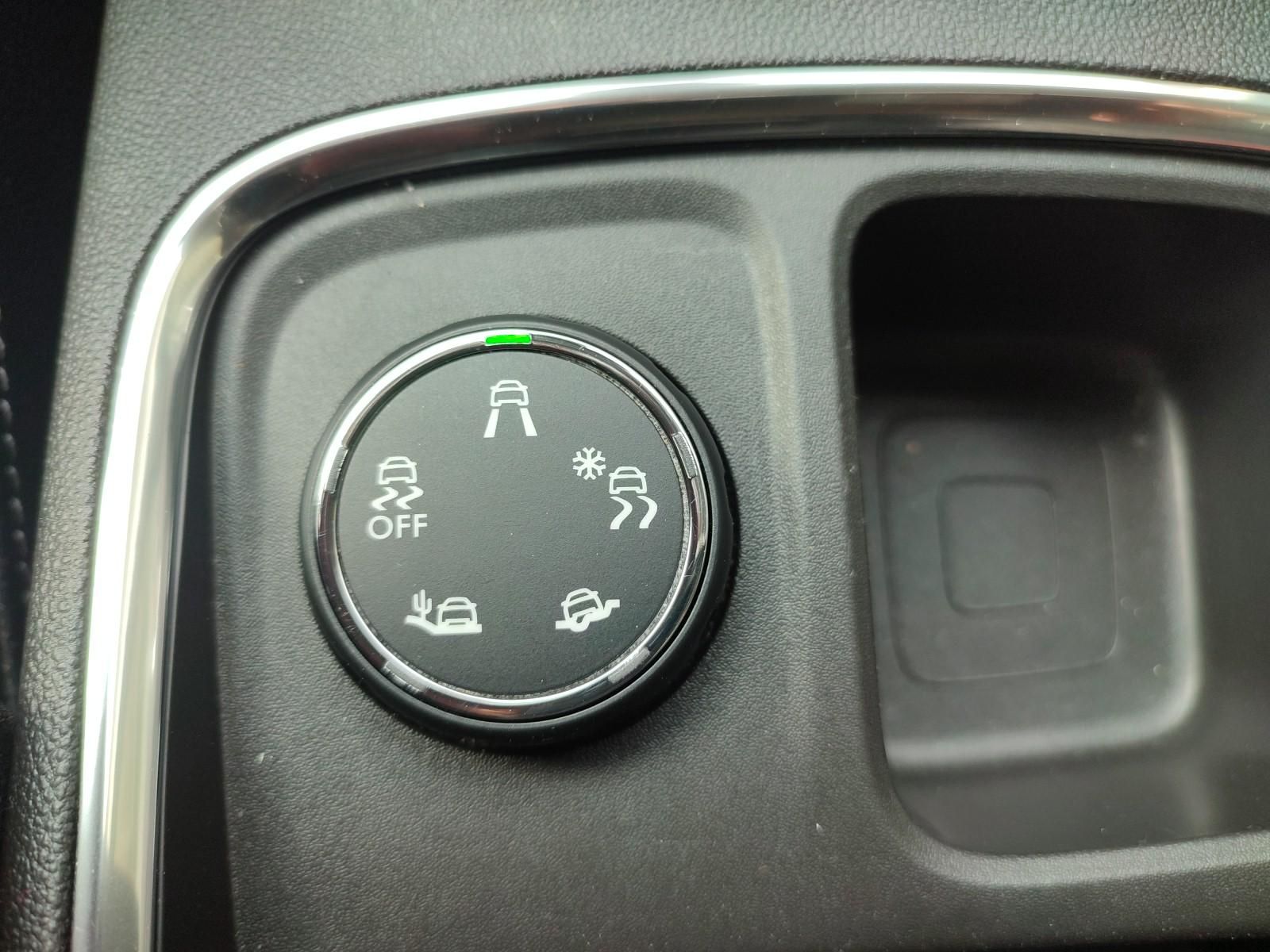 Opel Grandland X 1.2 Innovation - Samsaru's Car Outlet
