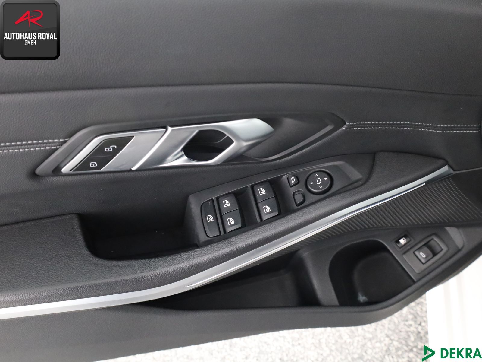 BMW 330 e T xDrive - Samsaru's Car Outlet