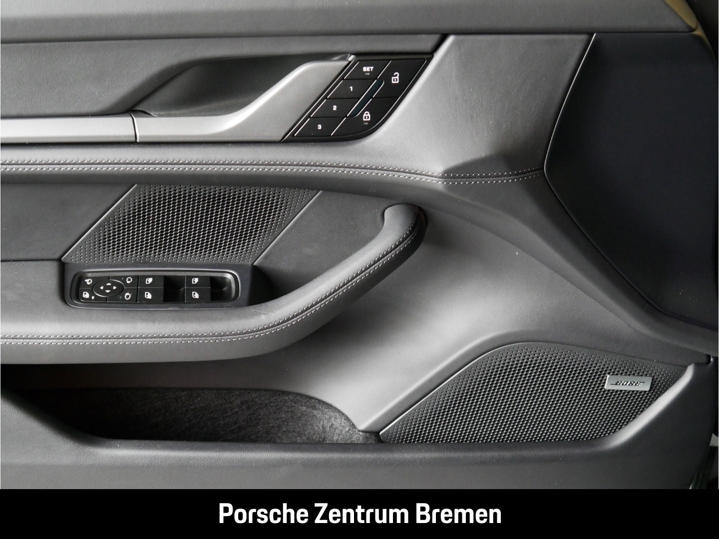 Porsche Taycan 4S Cross Turismo Pano Sunshine Bose Inno