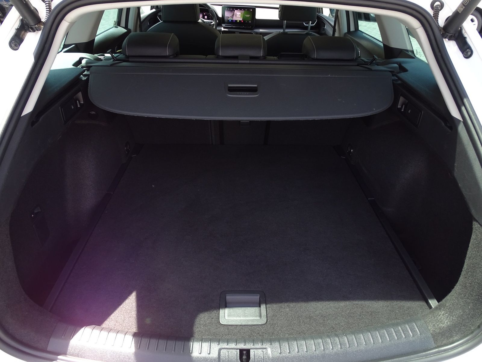 Seat Leon Sportstourer 2.0 TDI Style LED Navi ACC AHK