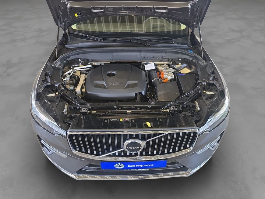 Volvo XC60 T8 AWD Recharge Inscription - Samsaru's Car Outlet