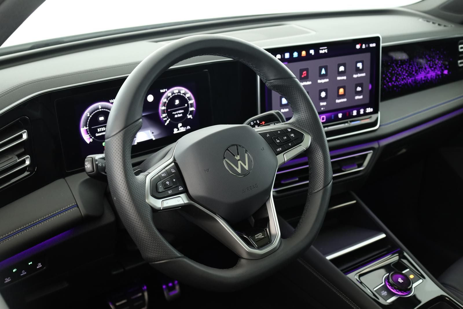 Volkswagen Tiguan 2.0 TDI 4M DSG R-Line Leder Pano Navi 360