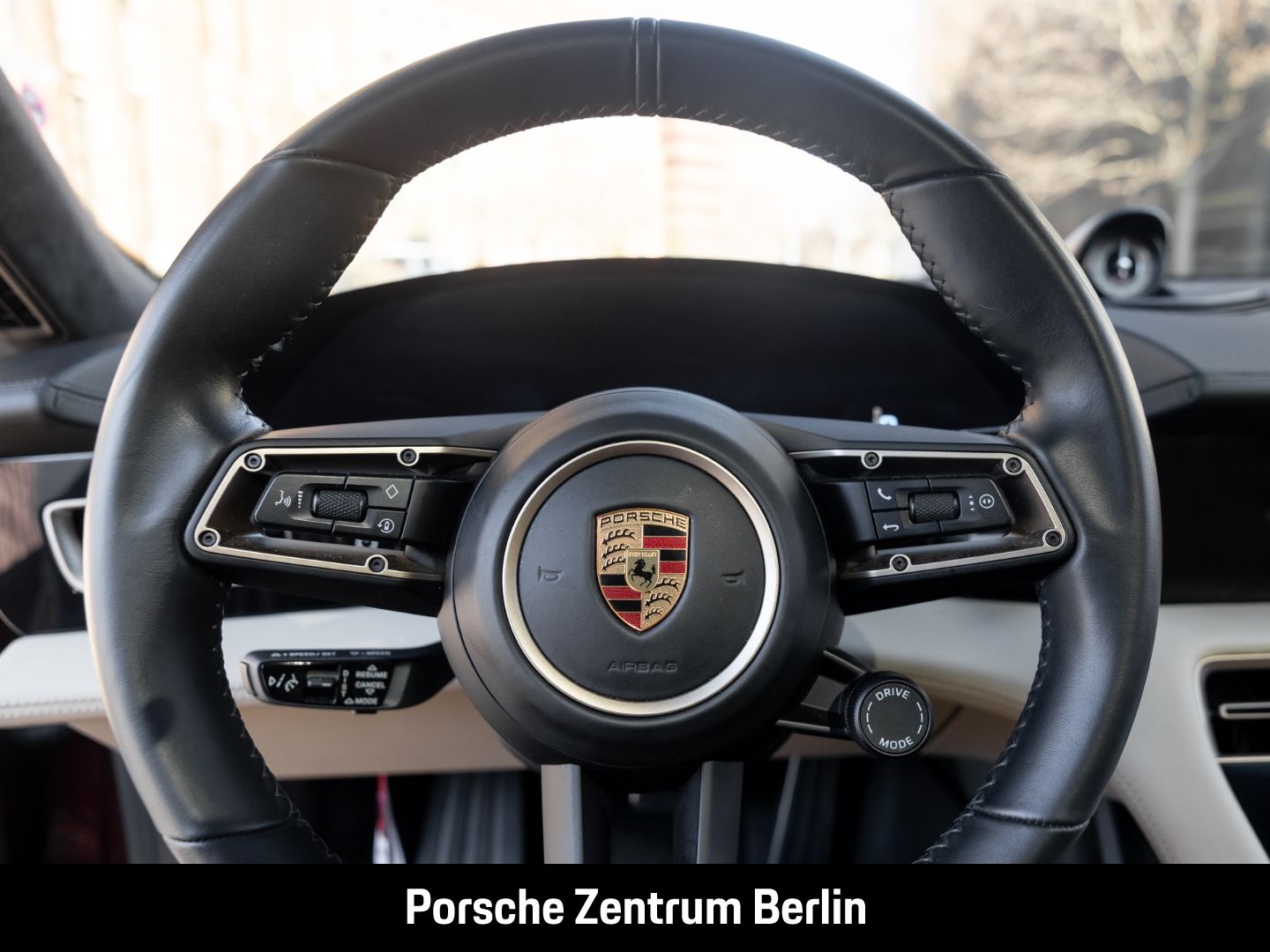 Porsche Taycan Turbo S Cross Turismo BOSE Surround-View