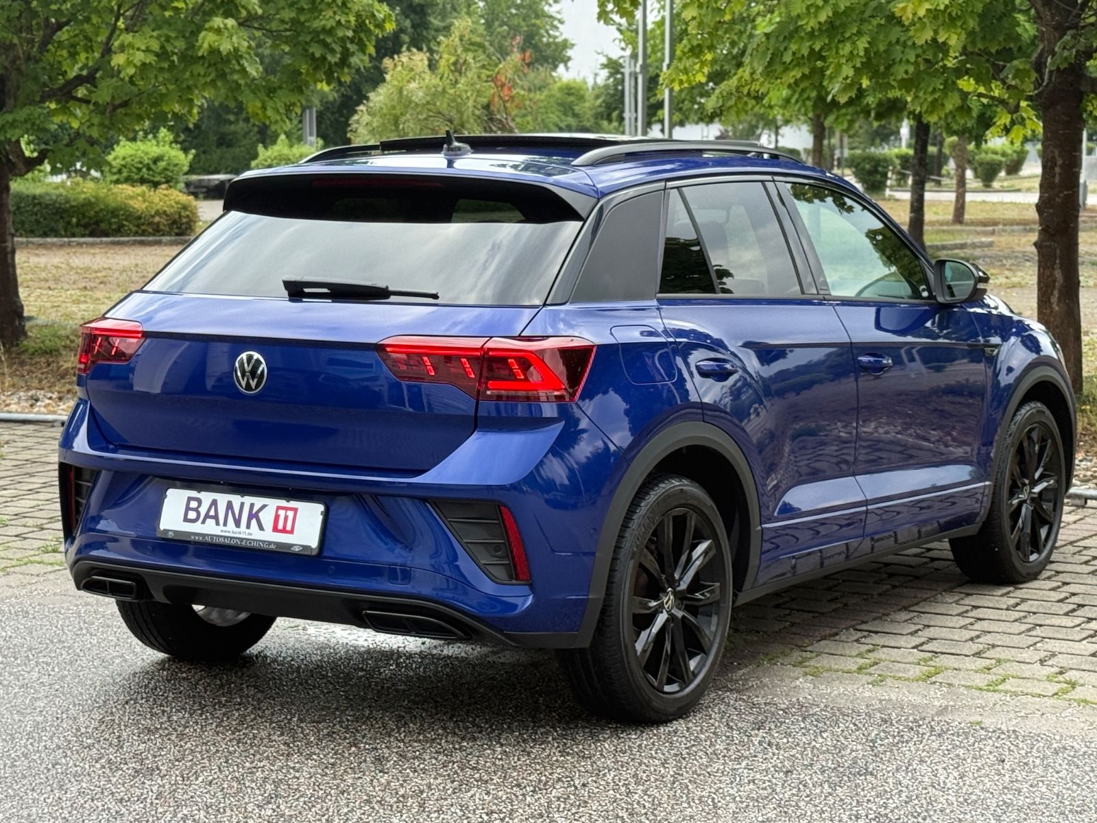 Volkswagen T-Roc TDI R-Line - Samsaru's Car Outlet