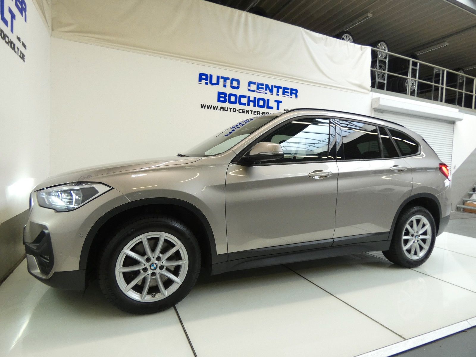 BMW X1 xDrive 25 d Advantage - Samsaru's Car Outlet