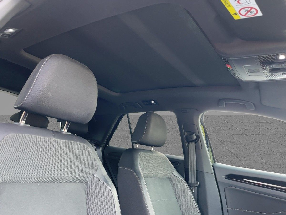 Volkswagen T-Roc R-Line TDI - Samsaru's Car Outlet