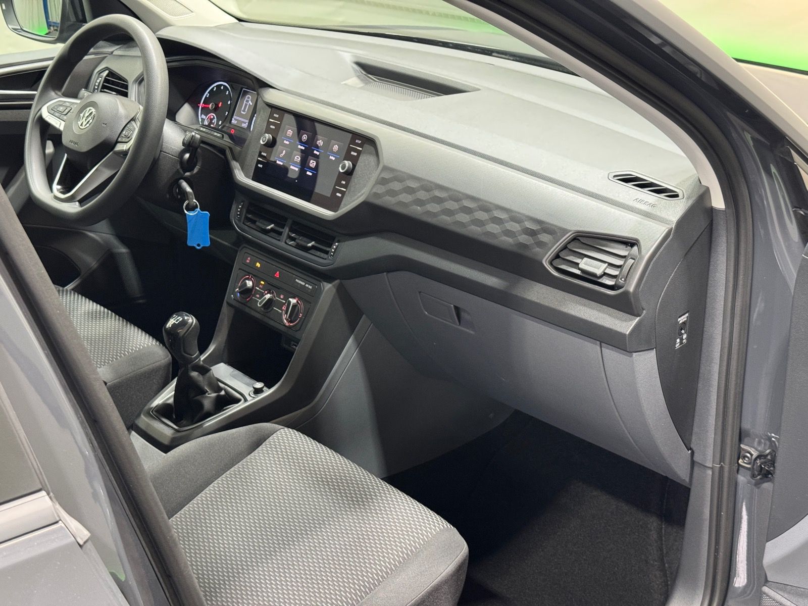 Volkswagen T-Cross 1.0 TSI - Samsaru's Car Outlet