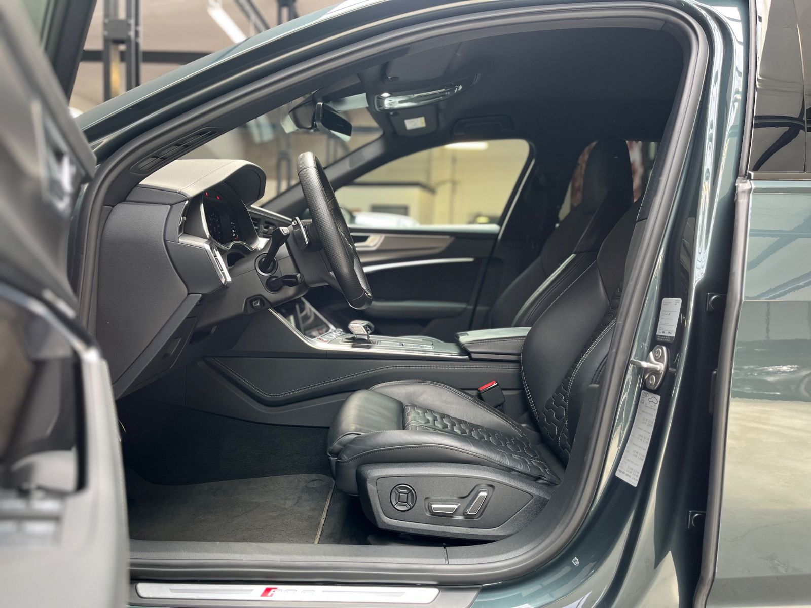 Audi RS6 Avant 4.0 TFSI quattro *HUD*SOFT*KERAMIK*SH*