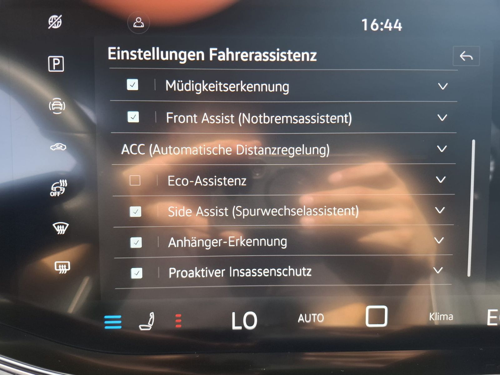 Volkswagen Touareg 3.0TDI 4M R-Line VOLL Black 22" UPE 114T