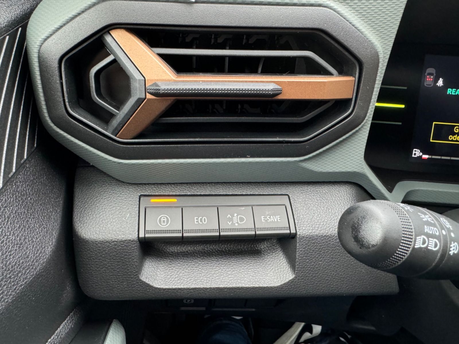 Dacia Duster III Hybrid 140 Extreme - Samsaru's Car Outlet