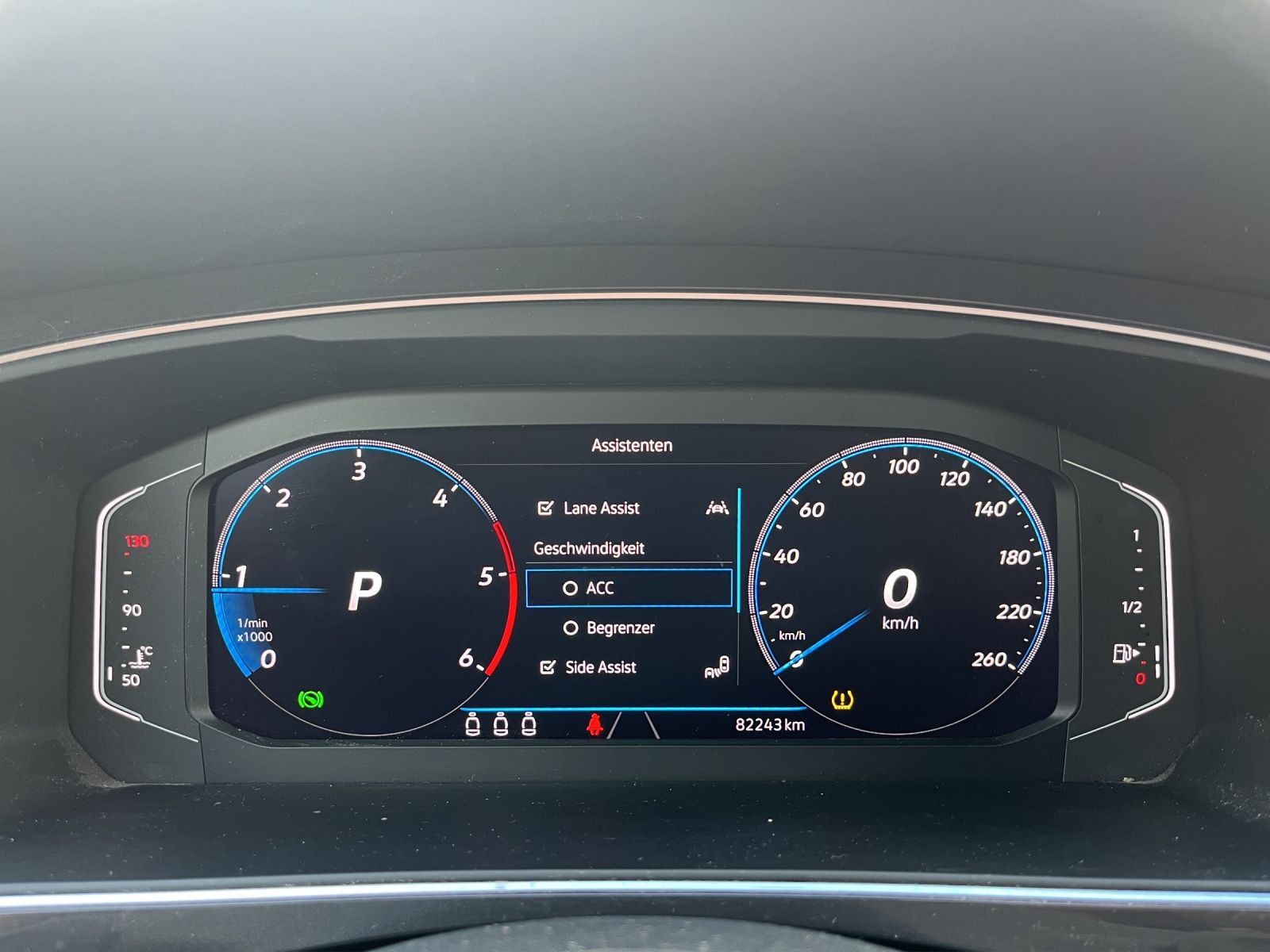 Volkswagen Tiguan R-Line 2,0 TDI 4MOTION 7-Gang-DSG | 360°