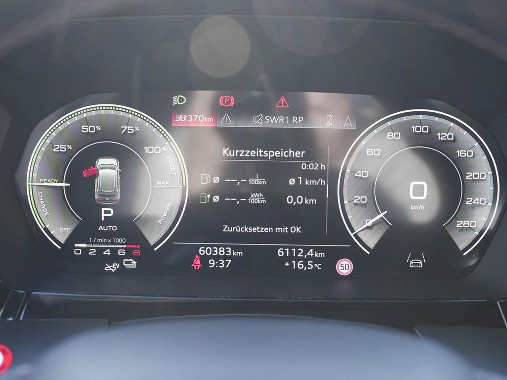 Audi A3 Sportback 45 TFSI e S line S-tron Navi Matrix