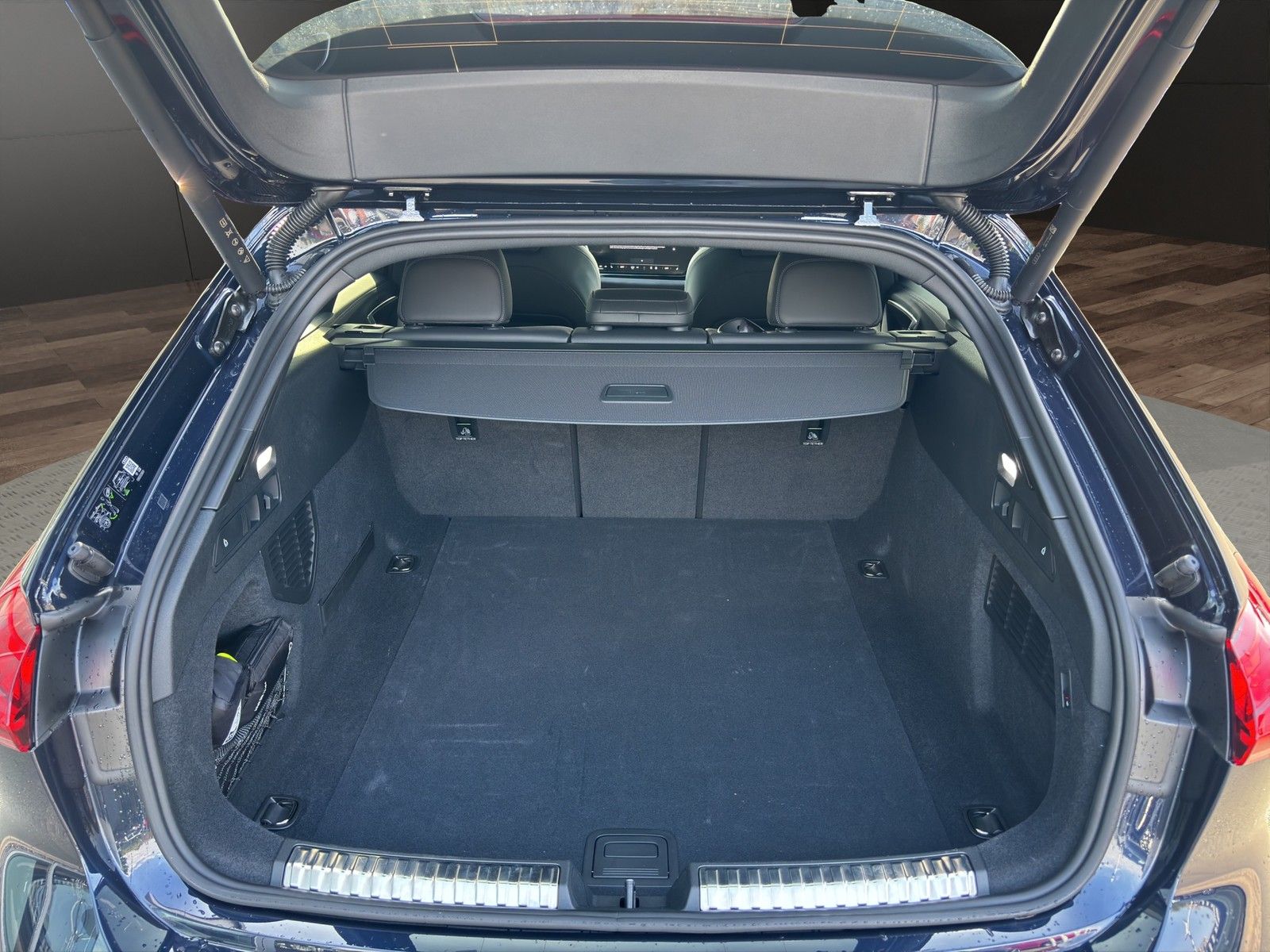 Audi A5 Avant TFSI edition one S line Navi+AHK+Matrix