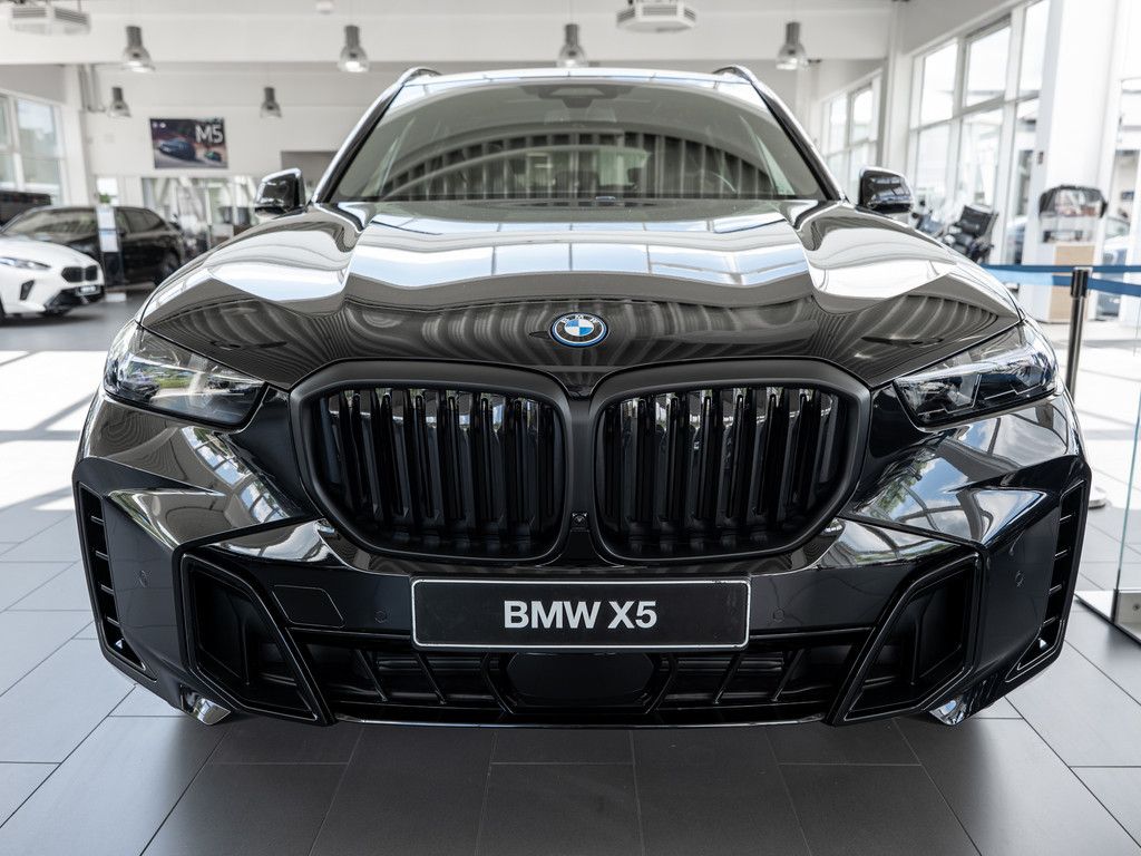 BMW X5 xDrive50e M-Sport Pro FACEL. 360° PANO LED