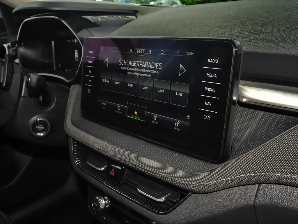 Skoda Fabia 1.0 TSI Style DSG - Samsaru's Car Outlet