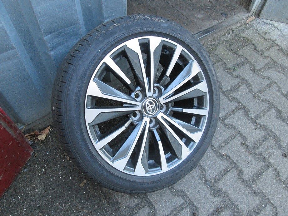 Toyota Corolla 1,8 Touring Sports  Team  ALU