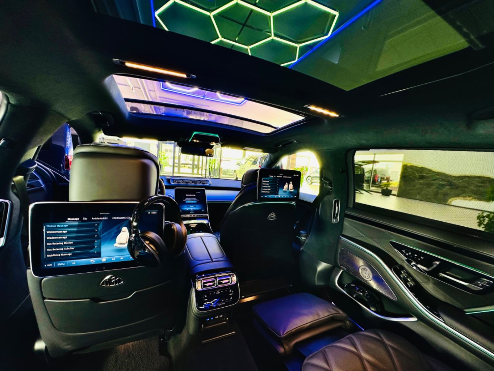 Mercedes-Benz S 580 Maybach - Samsaru's Car Outlet