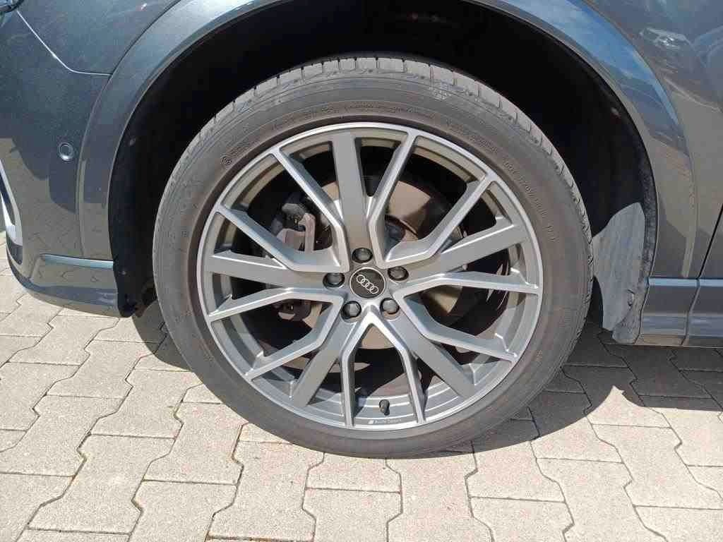 Audi Q3 Sportback S-LINE 45TFSI QUATTRO - Samsaru's Car Outlet
