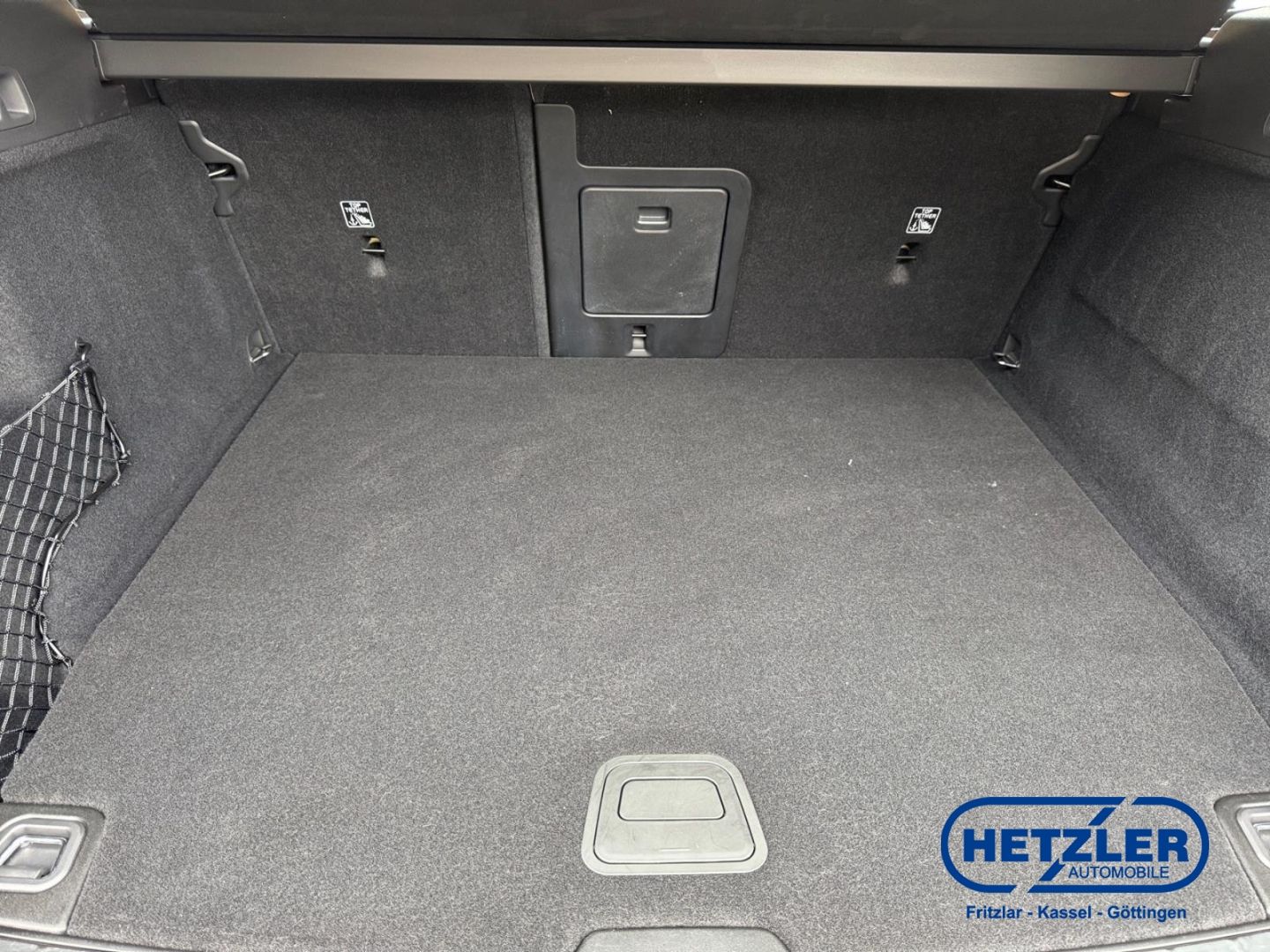 Volvo XC60 Ultimate Bright Recharge Plug-In Hybrid AWD